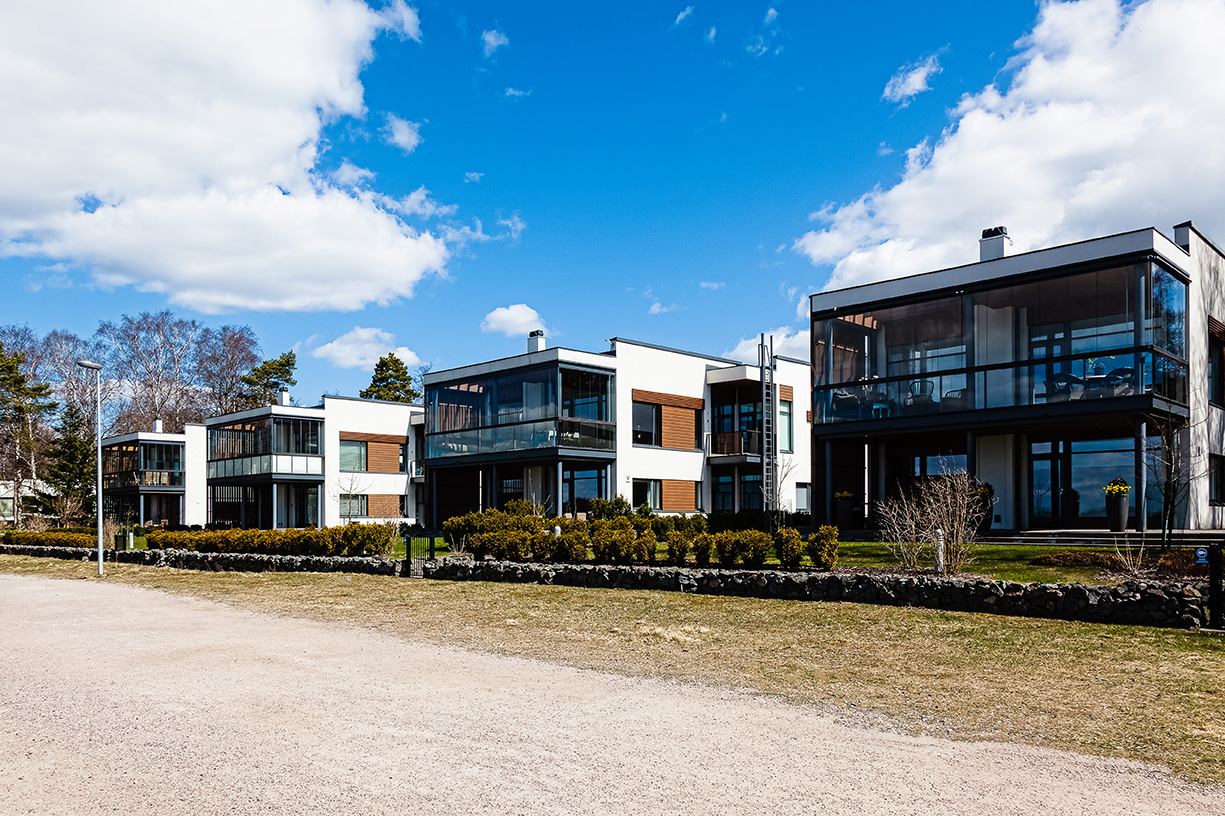 Myy meille vapaa rivitalotontti